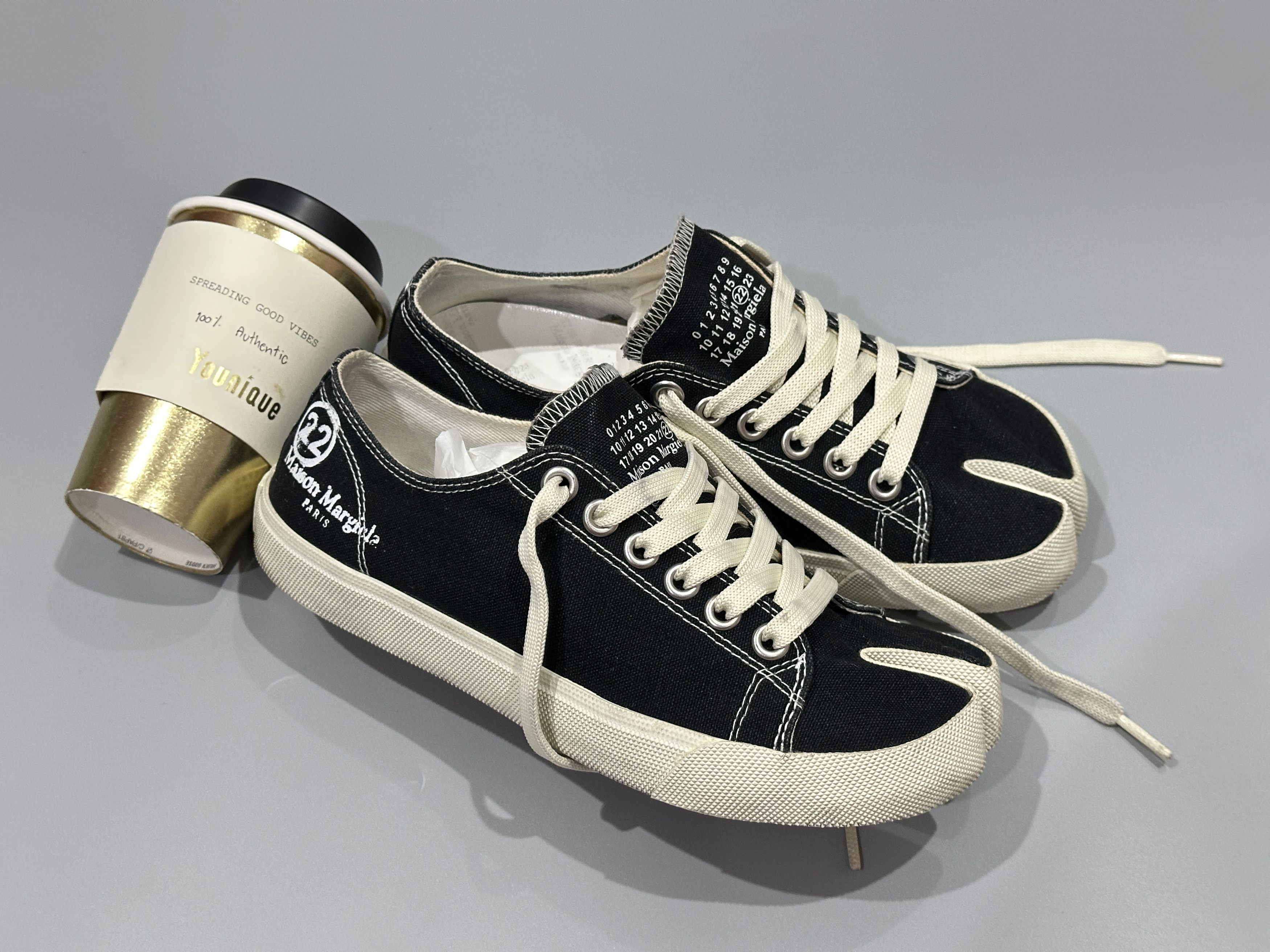 Maison Margiela Maison Margiela Tabi Canvas Sneakers Sz.37