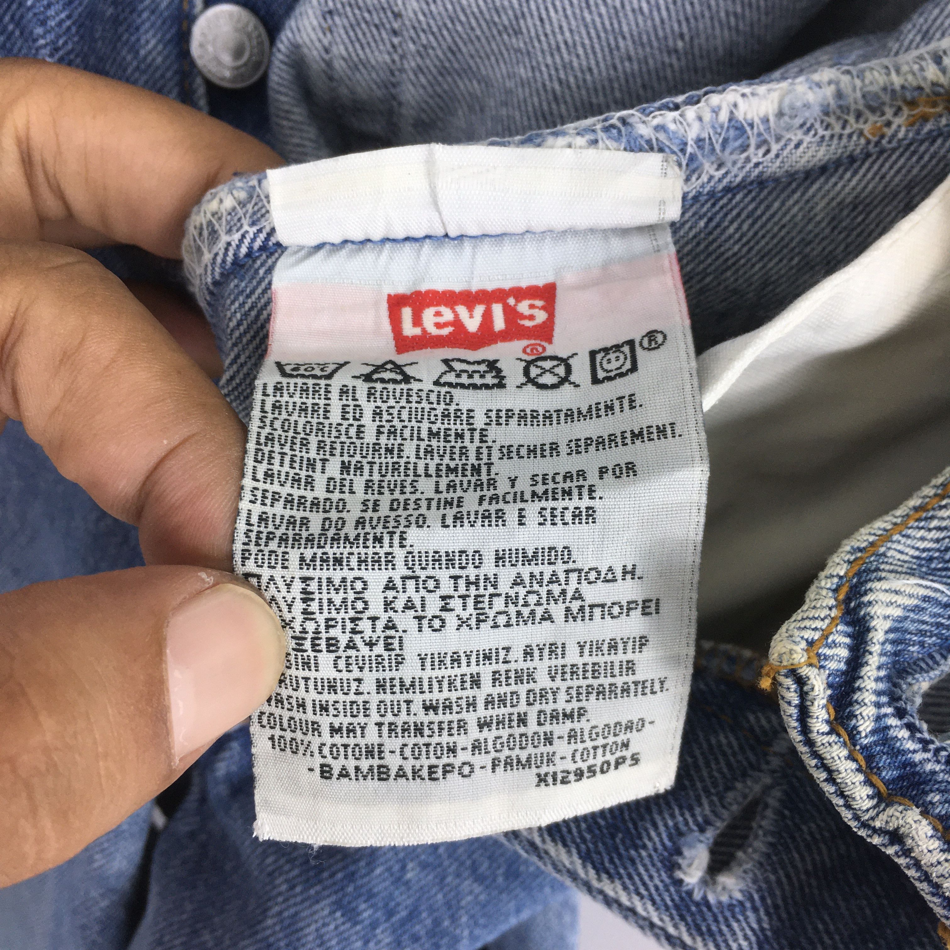 Levi's Size 28x32.5 Vintage 90s Levi's 501 Straight Cut Jeans S1906 Size 28" / US 6 / IT 42 - 12 Thumbnail