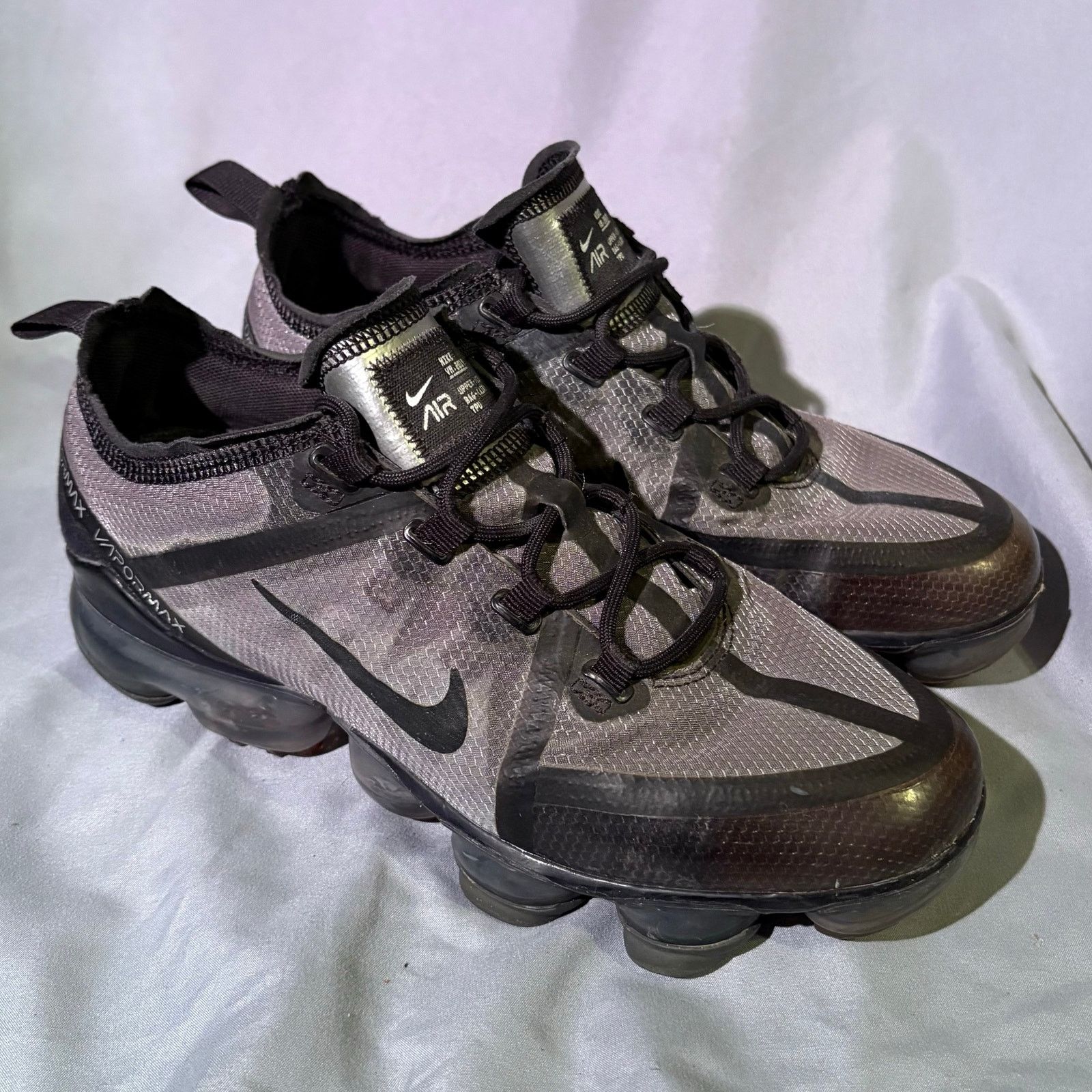 Nike Nike Air VaporMax 2019 Black Gray Sneakers 6Y (Men’s Size 6) Size US 6 / IT 36 - 3 Thumbnail