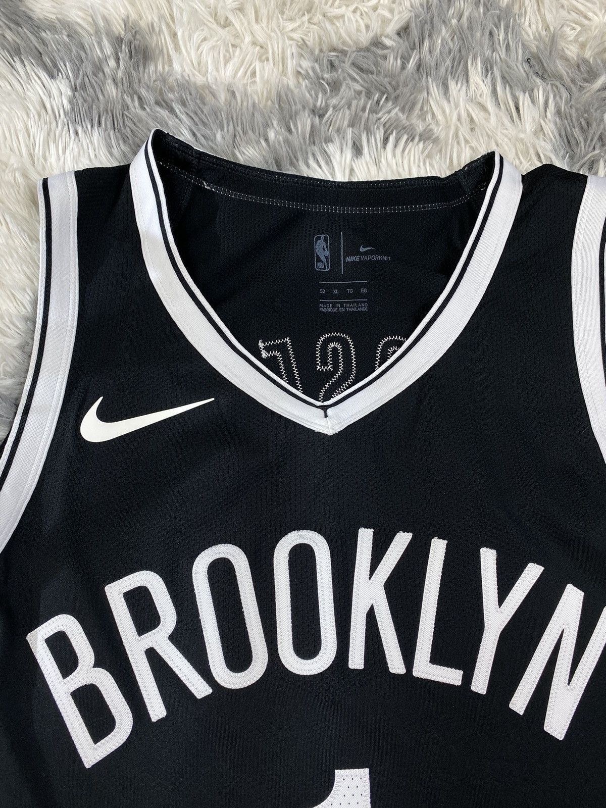 Nike BROOKLYN NETS NBA AUTHENTIC BASKETBALL JERSEY NIKE MEN Size US XL / EU 56 / 4 - 5 Thumbnail