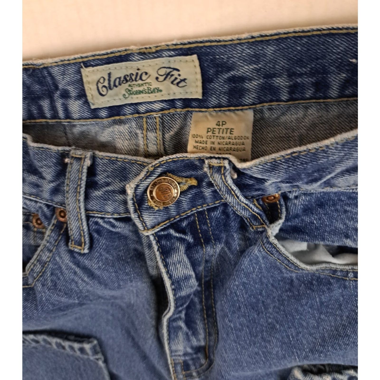 Vintage **St. John's Bay Petite Woman Blue Jeans Classic Fit** User: **Vintage Woman Blue Petite Jeans Classic Fit** Size 27" / US 4 / IT 40 - 3 Thumbnail
