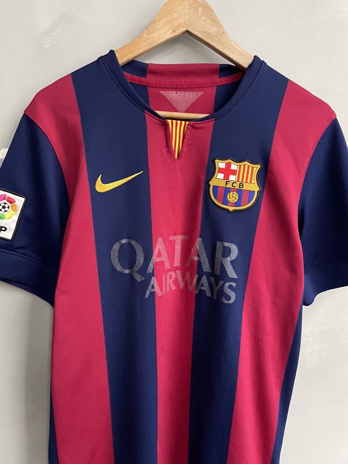 Nike Nike Soccer FC Barcelona Qatar Airways Dri-fit Y2K Style Size US M / EU 48-50 / 2 - 2 Thumbnail