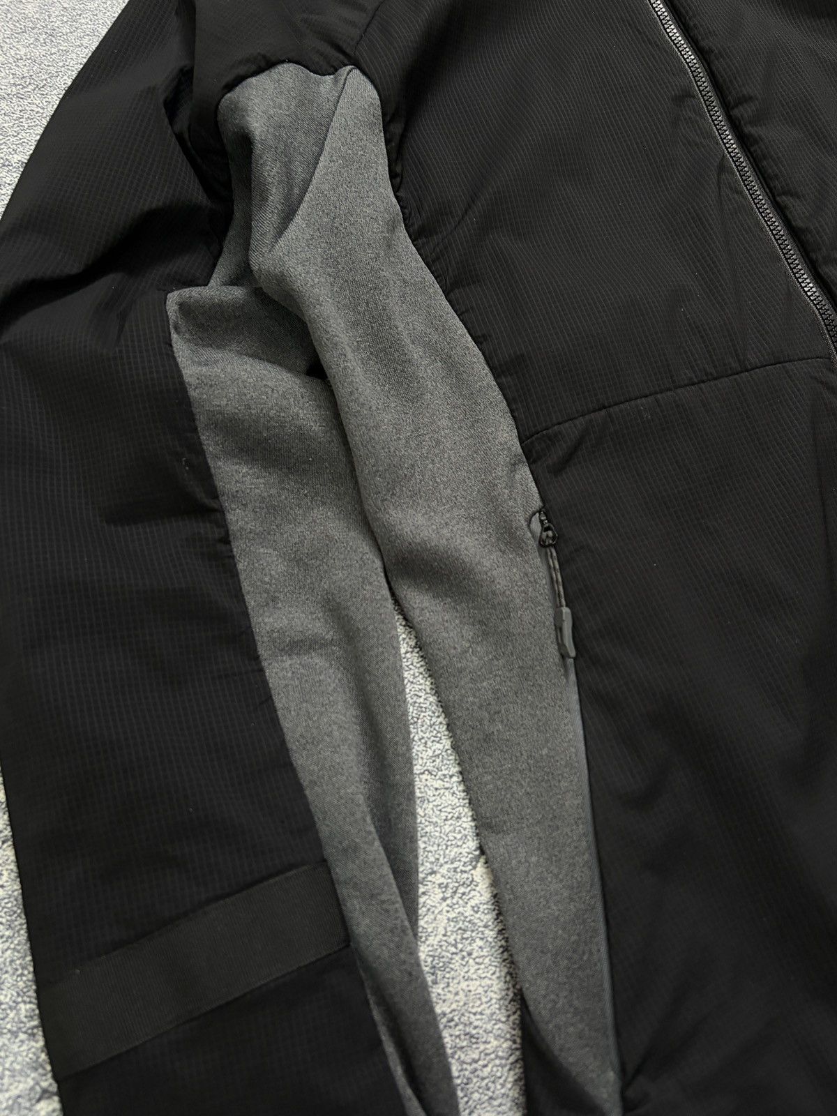 The North Face The North Face Ventrix Insulated Hoodie Jacket Black Grey M Size M / US 6-8 / IT 42-44 - 17 Thumbnail