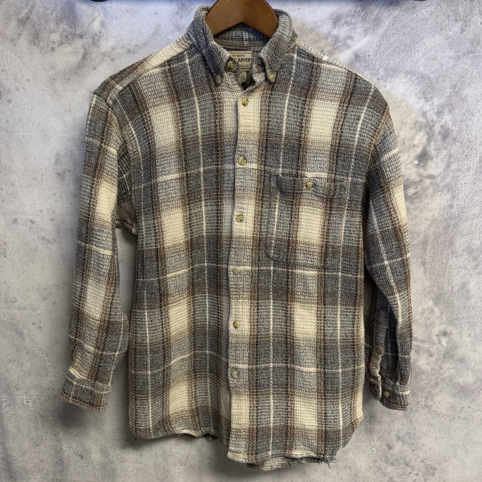 Vintage Vintage New River Waffle Knit Thermal Button Up Shirt Mens Size US S / EU 44-46 / 1 - 1 Thumbnail