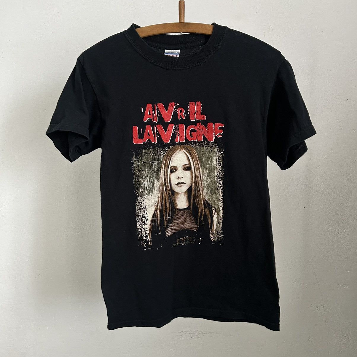 Image of Gildan Avril Lavigne Tour T-Shirt Bonez 2004-Eyes in Black, Women's (Size Small)