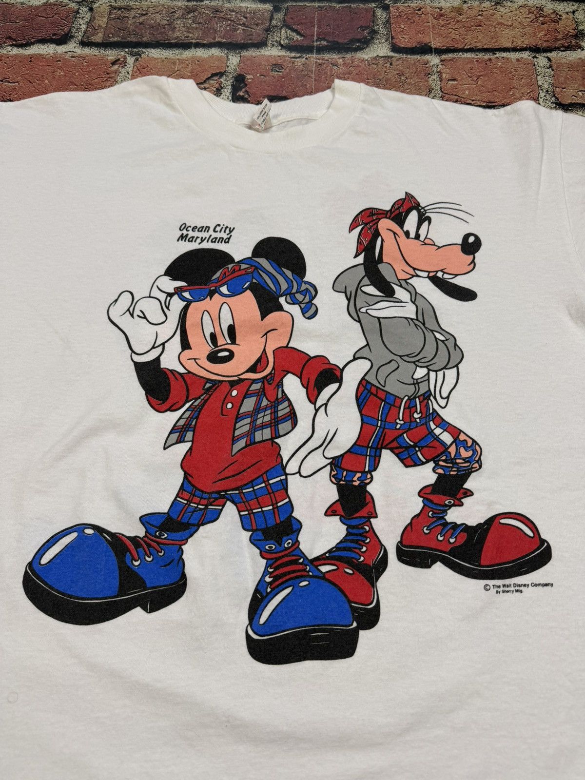 Disney Vintage 90s Disney Mickey Mouse Goofy Hip Hop Ocean City Tee Size US XXL / EU 58 / 5 - 5 Thumbnail