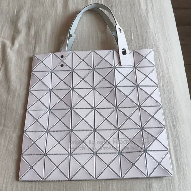 Issey Miyake Issey Miyake Pink Shoulder & Handbag Size ONE SIZE - 1 Thumbnail