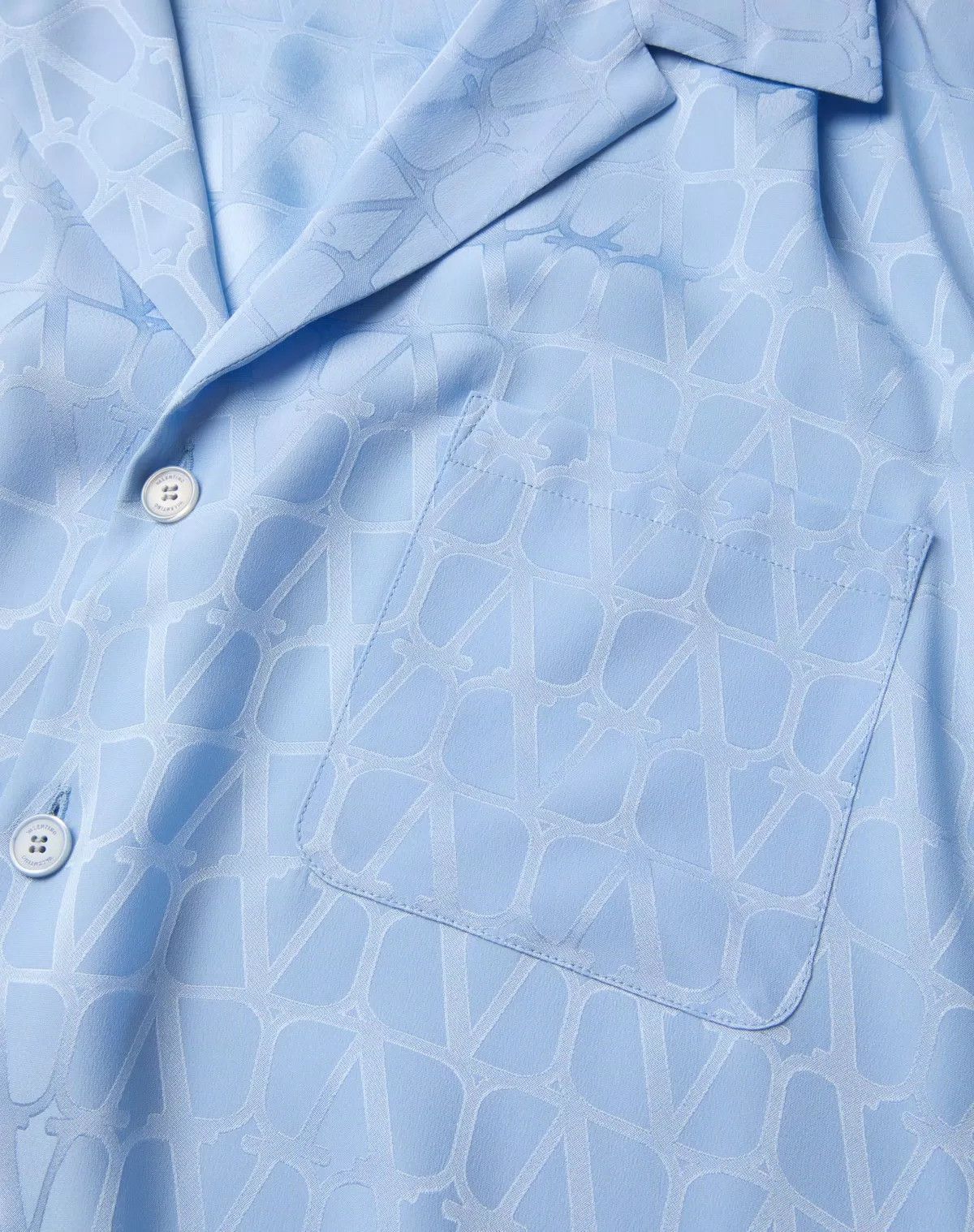 Valentino oc11z0725 Silk Bowling Shirt in Sky Blue Size US M / EU 48-50 / 2 - 4 Thumbnail
