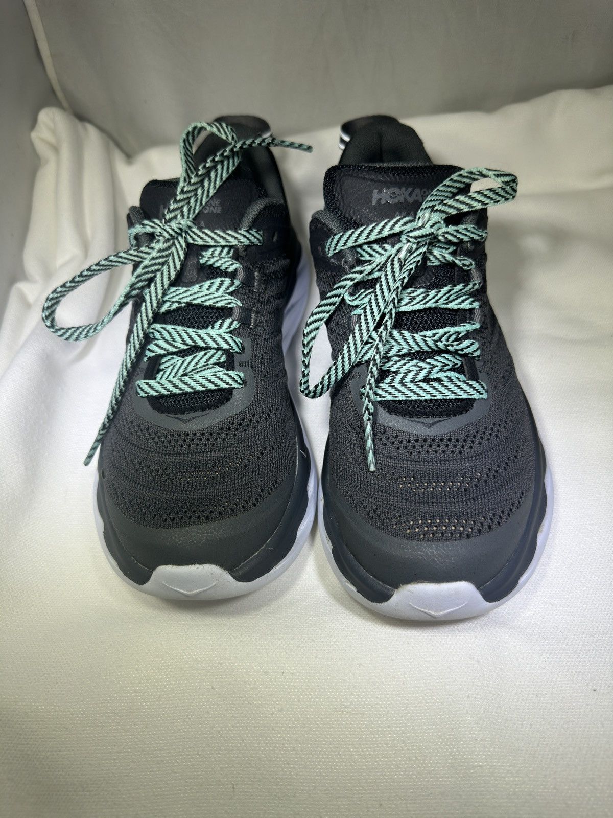 Hoka PreOwned Hoka One One Women's 6D Wide Arahi Black/White Size US 6 / IT 36 - 2 Thumbnail