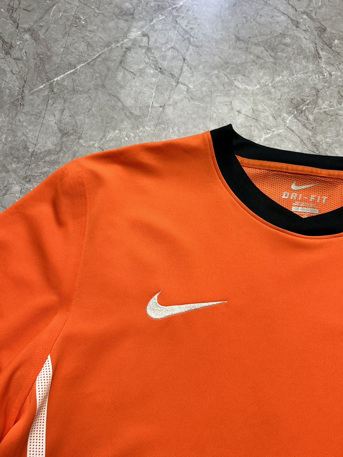 Nike × Vintage Nike Netherlands Embroidered Swoosh Dri Fit Soccer Jersey L Size US L / EU 52-54 / 3 - 5 Thumbnail
