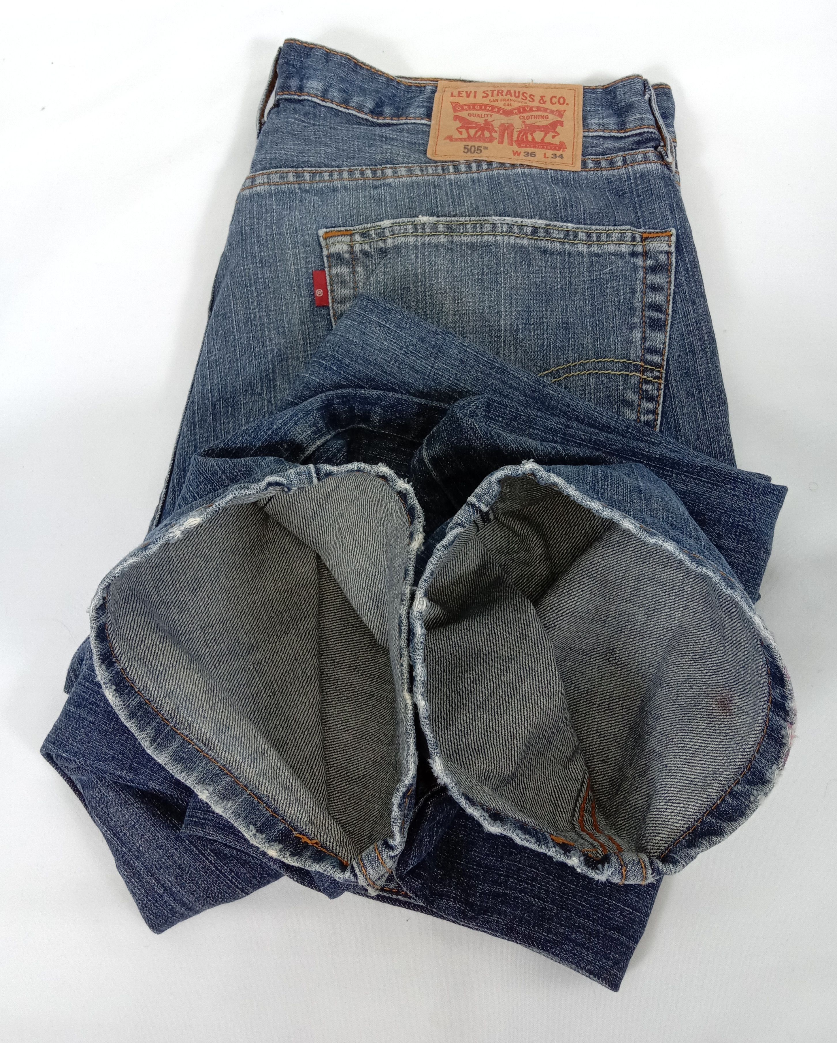Levi's Vintage Levi's 505 Jeans Earth Tone Straight Fit Denim Size US 36 / EU 52 - 16 Thumbnail