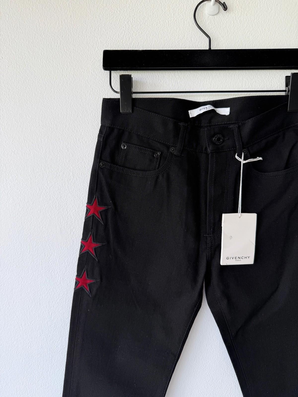 Givenchy new Givenchy mens denim jeans black embroidered red stars 28 Size US 28 / EU 44 - 1 Thumbnail