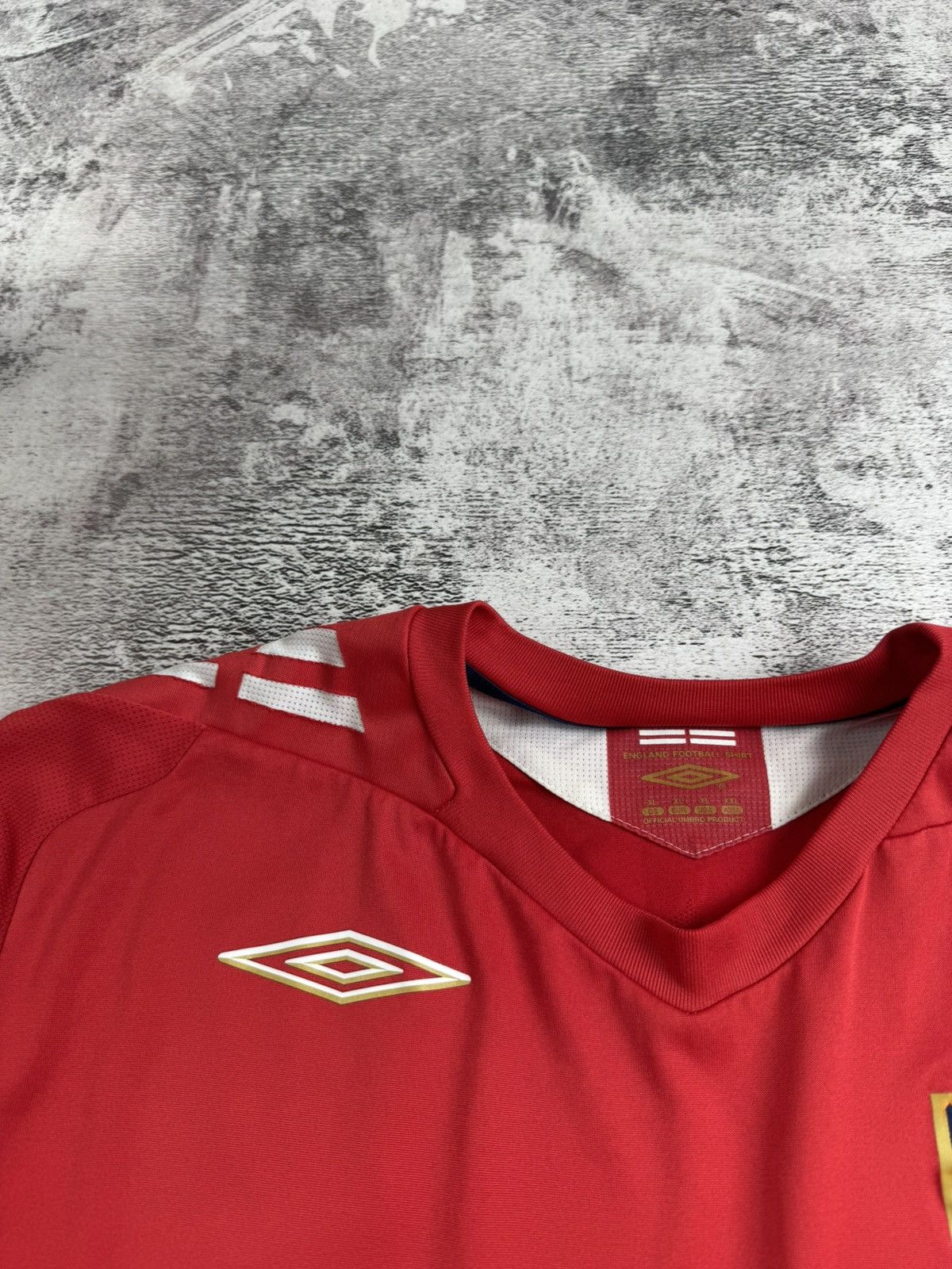Umbro England National Umbro 2006 2008 Men’s Red XL Soccer Football Jersey T Shirt Tee Size US XL / EU 56 / 4 - 10 Thumbnail
