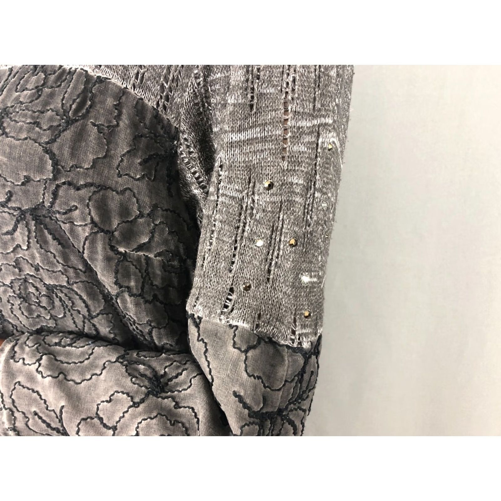 Vintage Elisa Cavaletti Dress Gray Floral Embroidered Knit A-Line Knee Length V-Neck 3/4 Sleeve Size ONE SIZE - 7 Thumbnail