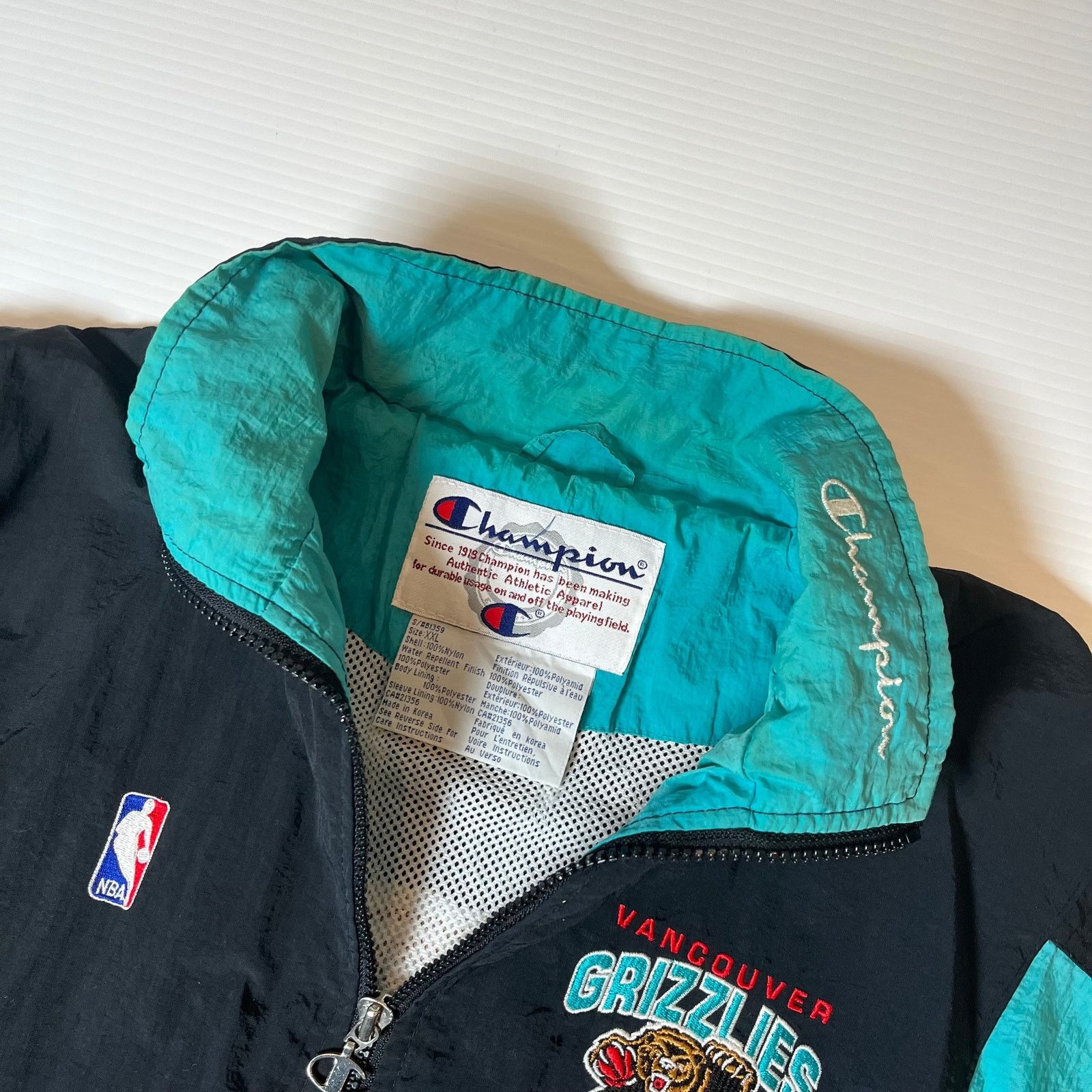 Champion 90s Champion Vancouver Grizzlies Light Jacket Women's XXL Size XXL / US 16-18 / IT 52-54 - 5 Thumbnail
