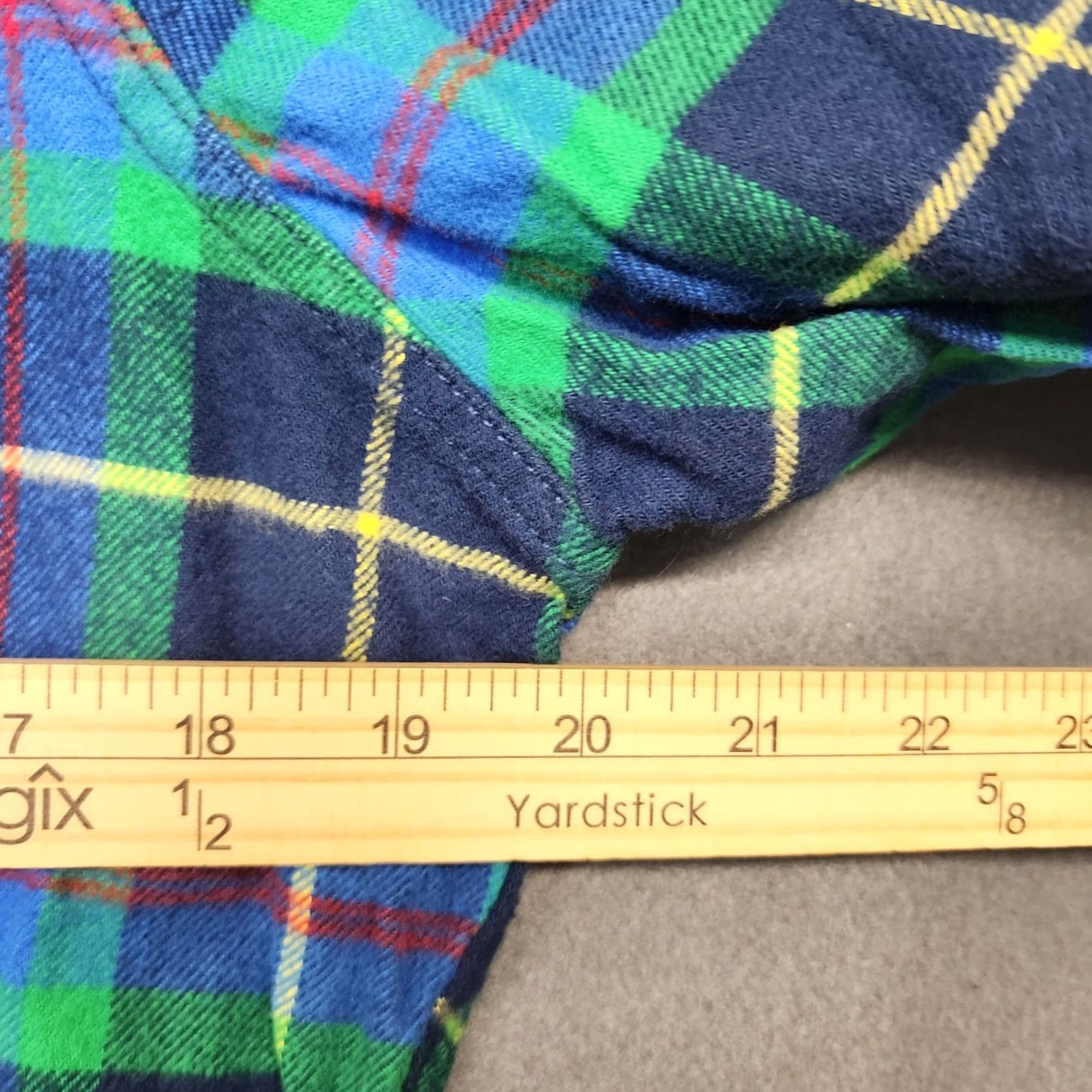 Abercrombie & Fitch Abercrombie & Fitch Shirt Mens Small Blue Plaid Flannel Long Sleeve Button Up Size US S / EU 44-46 / 1 - 4 Thumbnail