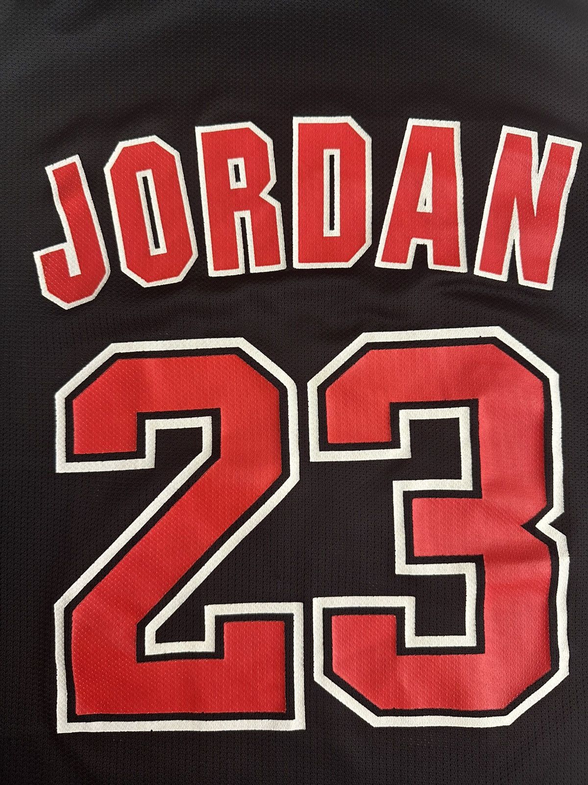 Champion × NBA × Vintage VINTAGE 90S CHICAGO BULLS CHAMPION JERSEY MICHAEL JORDAN 44 Size US L / EU 52-54 / 3 - 6 Thumbnail