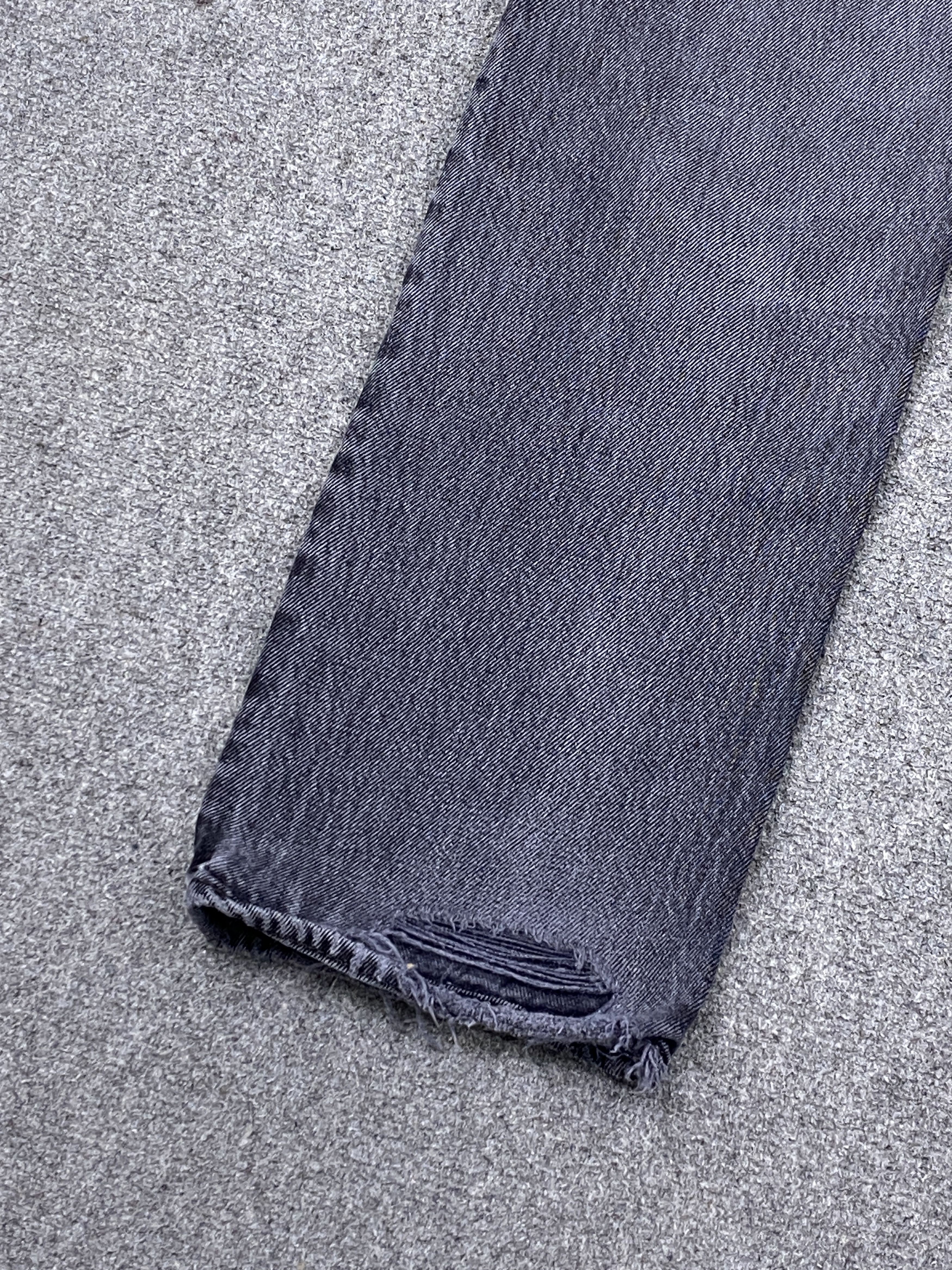 Levi's Vintage Levis 501 Distressed Faded Black Jeans DP2733 Size US 31 - 19 Thumbnail