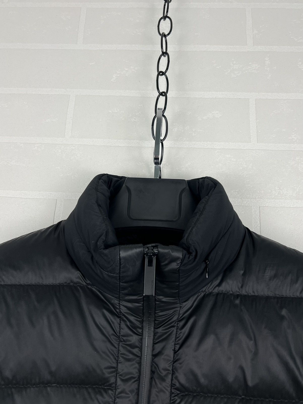 Moncler MONCLER Down Light Jacket PEYRE GIUBBOTTO Patch Printed Logo Size US M / EU 48-50 / 2 - 6 Thumbnail