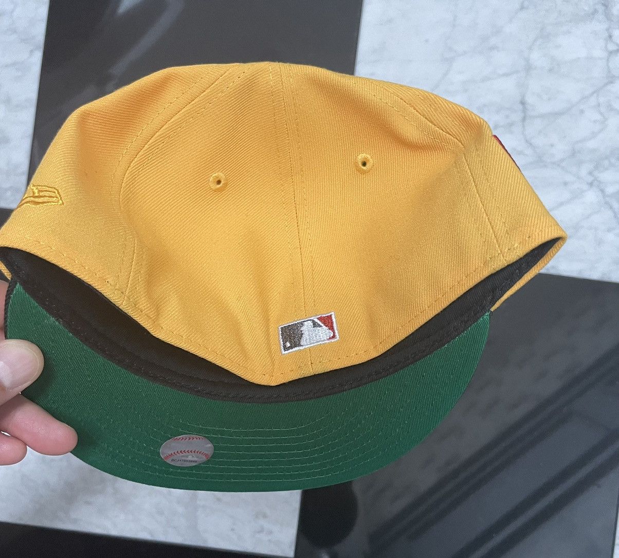 New Era 🔥 Exclusive Pittsburgh Pirates fitted 7 1/8 Size ONE SIZE - 3 Thumbnail