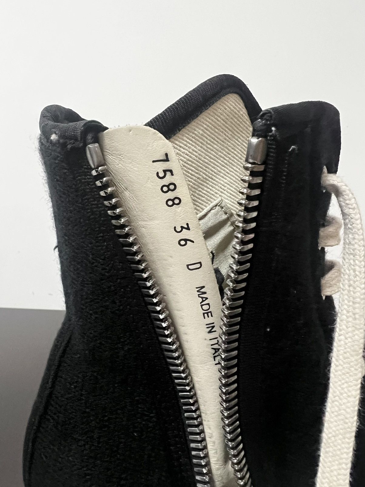 Rick Owens Drkshdw Rick owens ramones high top sneakers sz 36 Size US 6 / IT 36 - 9 Thumbnail