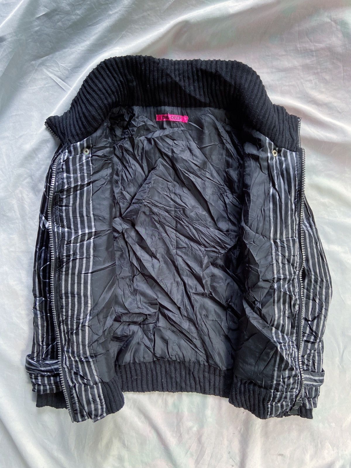 Beauty Beast DIG DEEP PUNK STRIPED ZIP JACKET Size US S / EU 44-46 / 1 - 13 Thumbnail