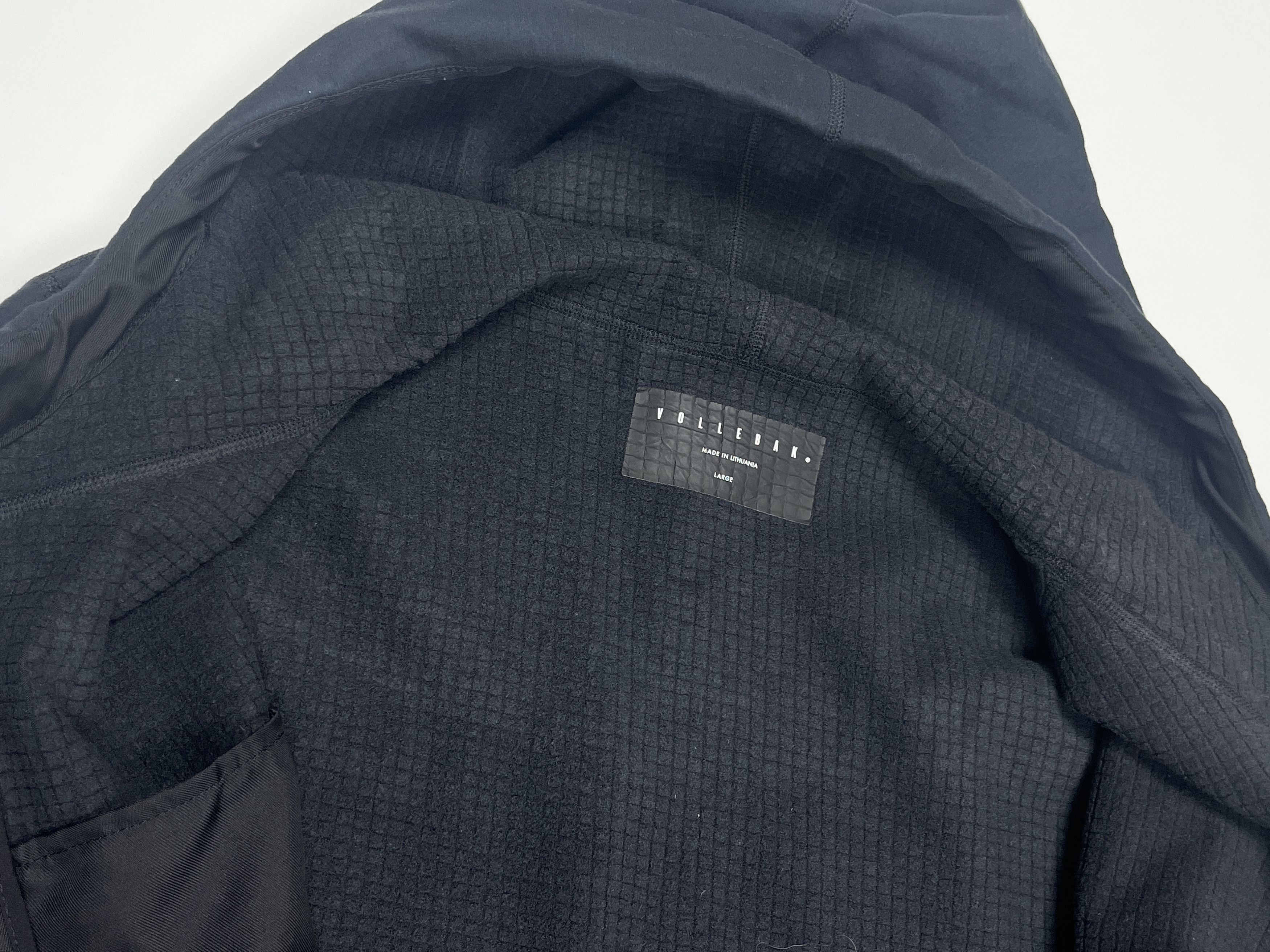 Vollebak Vollebak 100 Years Hoodie Jacket / L / Excellent Condition Size US L / EU 52-54 / 3 - 6 Thumbnail