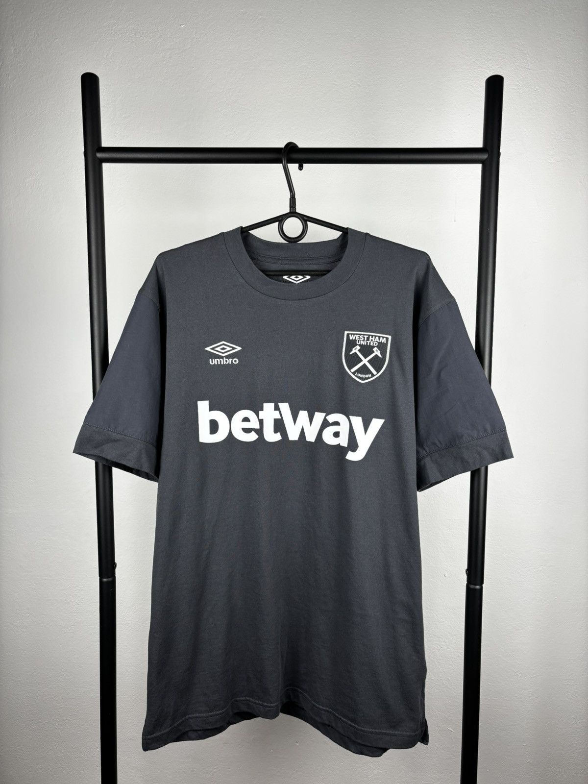Umbro Umbro x West Ham United 2021 t shirt jersey L Size US L / EU 52-54 / 3 - 1 Thumbnail