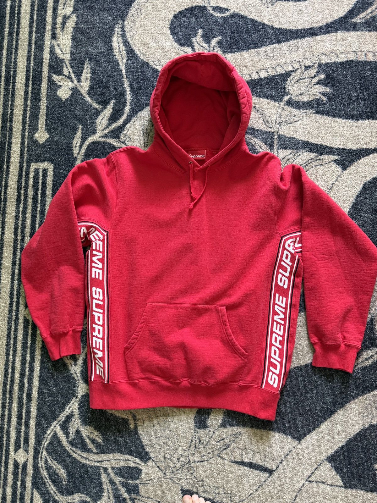 Supreme SUPREME FW19 - TEXT RIB HOODIE, SIZE LARGE Size US L / EU 52-54 / 3 - 1 Thumbnail