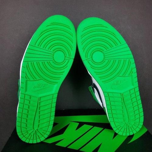 Jordan Brand Jordan 1 Retro High OG "Lucky Green" Size 12 Shoes Size US 12 / EU 45 - 7 Thumbnail