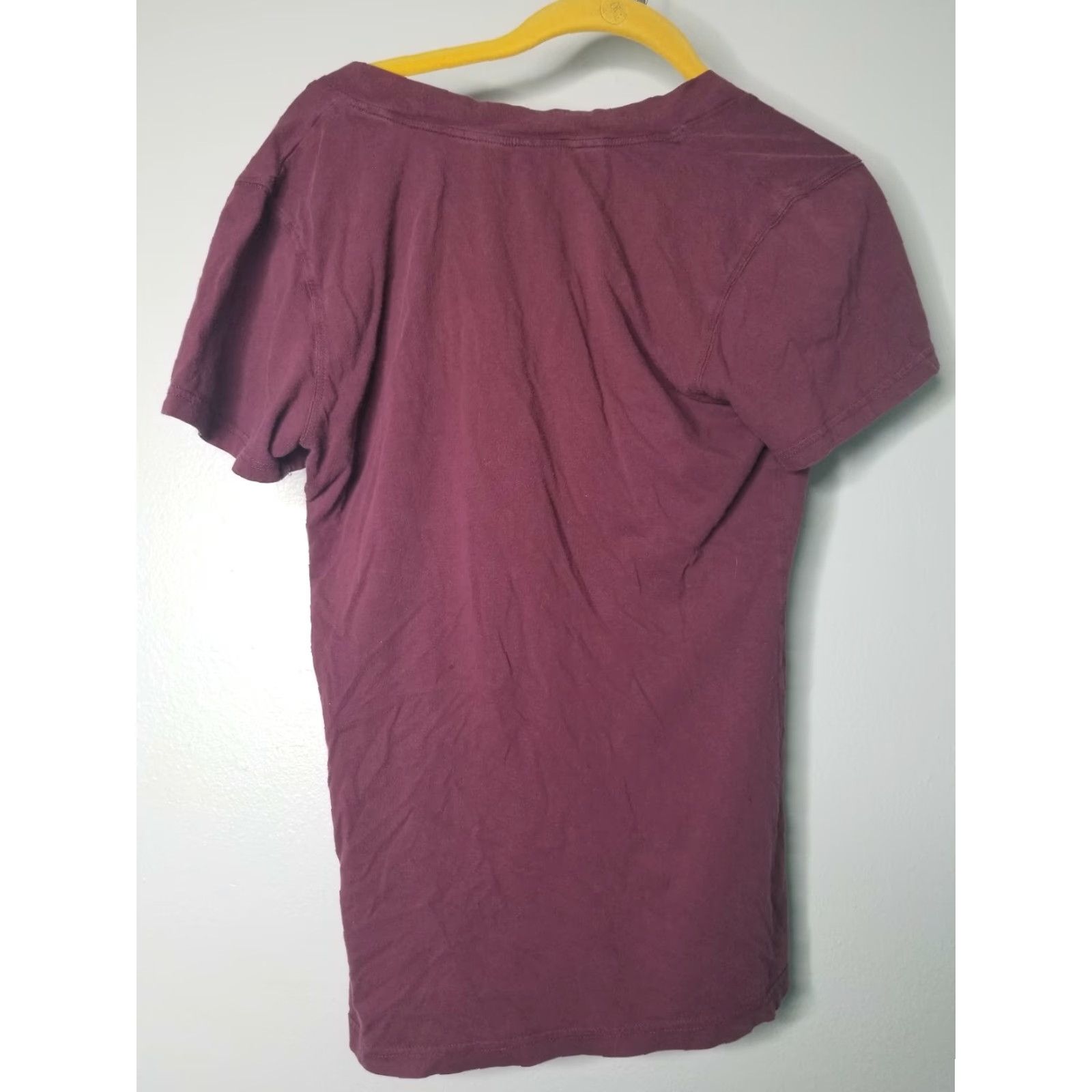 Jansport Retro JanSport MIT Massachusetts Institute Technology V-neck T-Shirt Red M Womens Size M / US 6-8 / IT 42-44 - 3 Thumbnail