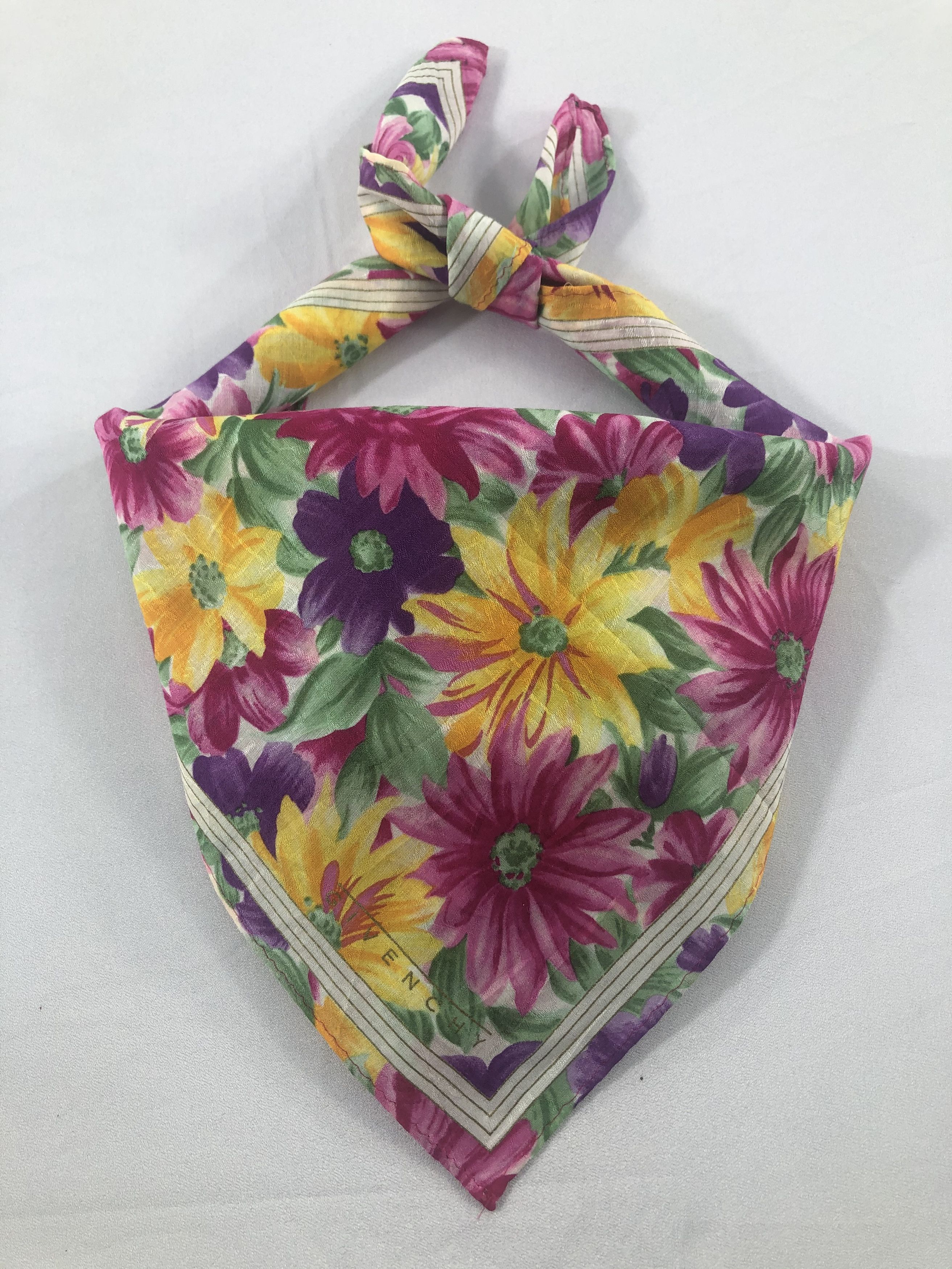 Vintage Givenchy Handkerchief / Bandana / Neckerchief Size ONE SIZE - 2 Thumbnail