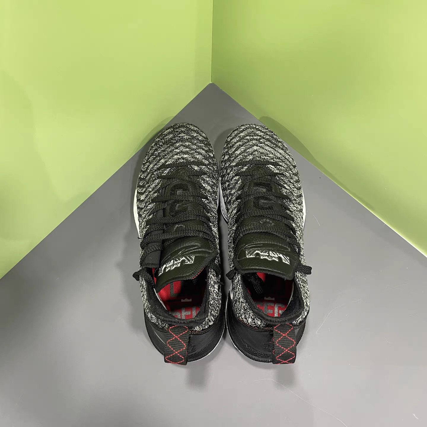 Nike Nike LeBron 16 Basketball Shoes K15 Size US 9.5 / EU 42-43 - 7 Thumbnail