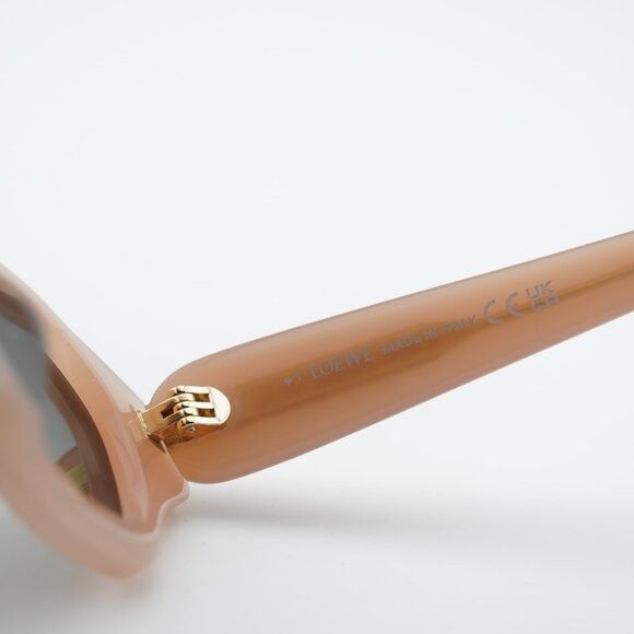 Loewe Loewe LW40157U 72E Sunglasses Shiny Pink Rectangle Frame Size ONE SIZE - 8 Thumbnail