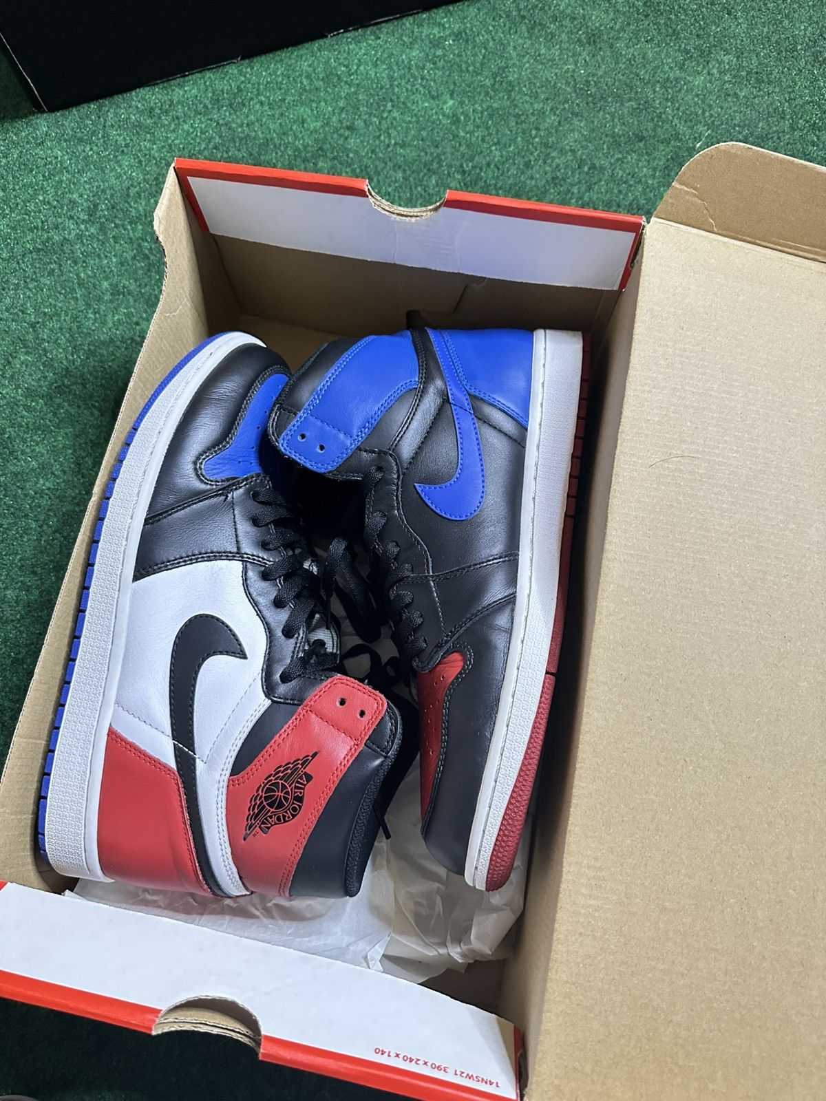 Jordan Brand Air Jordan 1 “top 3” Size US 12 / EU 45 - 2 Thumbnail