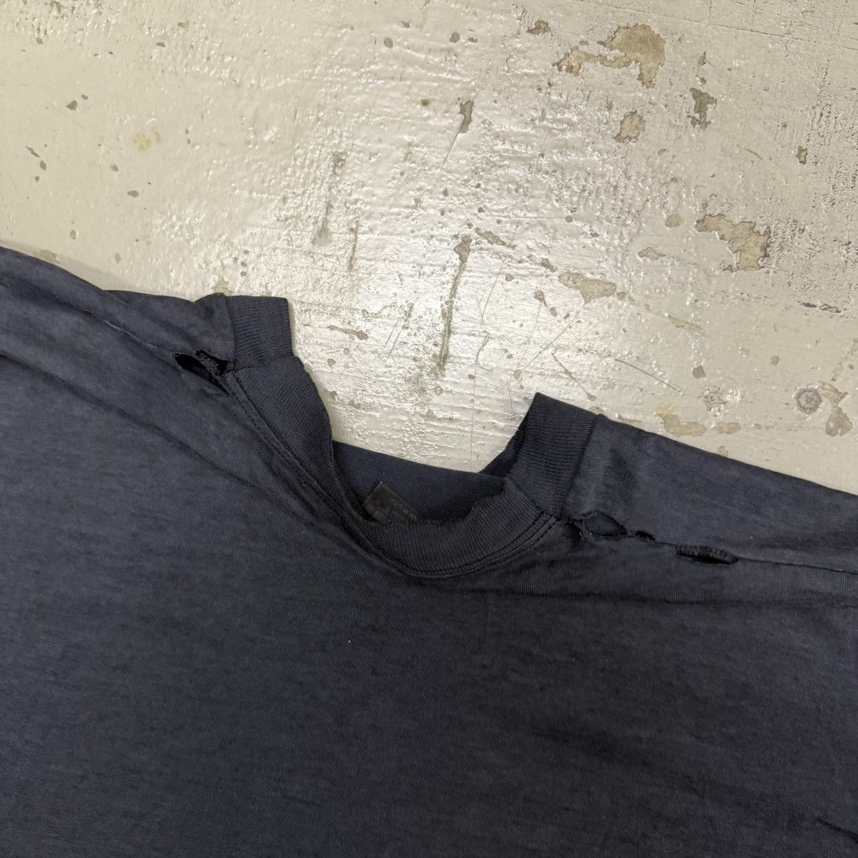 Vintage Vintage 90s Distressed Thrashed You Are Here Galactic Tee Size US XXL / EU 58 / 5 - 14 Thumbnail