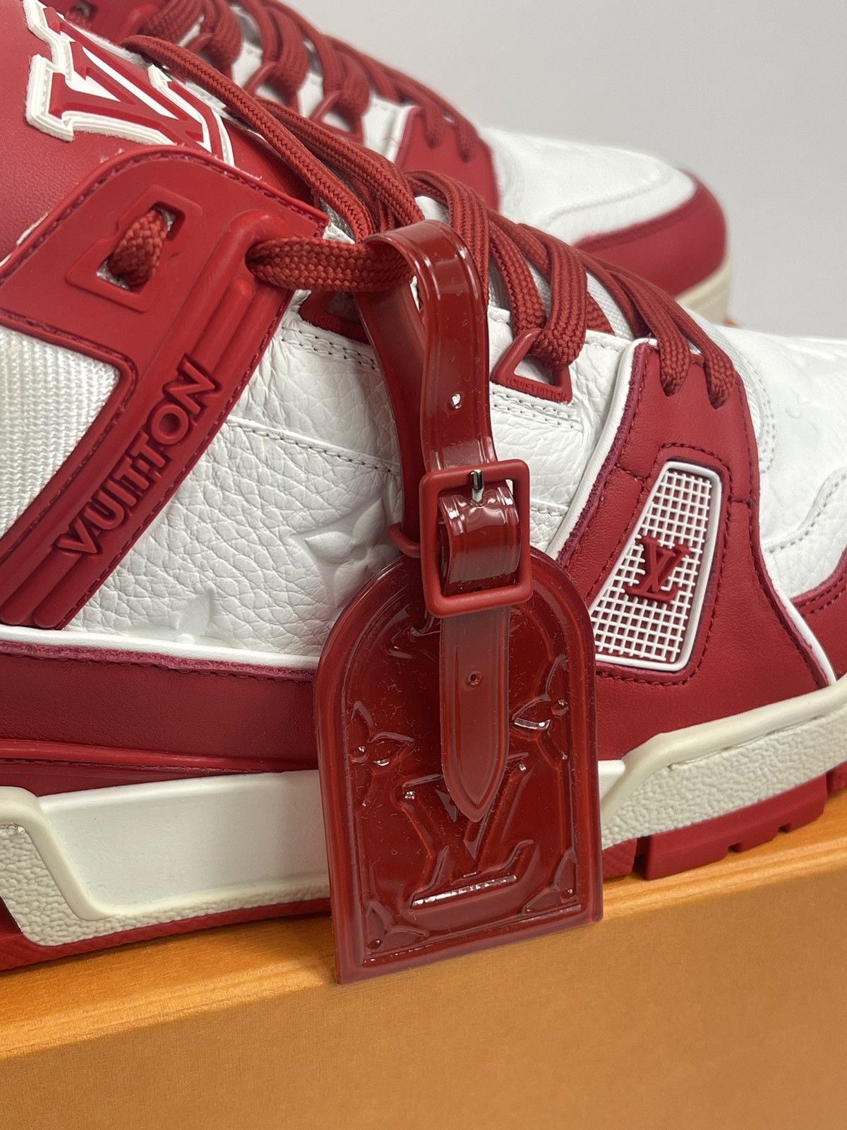 Louis Vuitton VIRGIL ABLOG EXCLUSIVE RED LOGO EMBOSSED SNEAKERS Size US 8 / EU 41 - 9 Thumbnail
