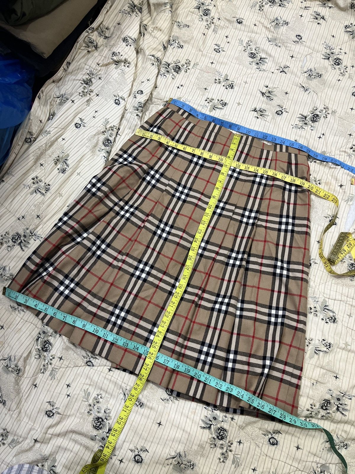 Burberry 🔥🔥🔥STEALS BURBERRY NOVA CHECK SKIRTS Size 34" / US 12 / IT 48 - 13 Thumbnail