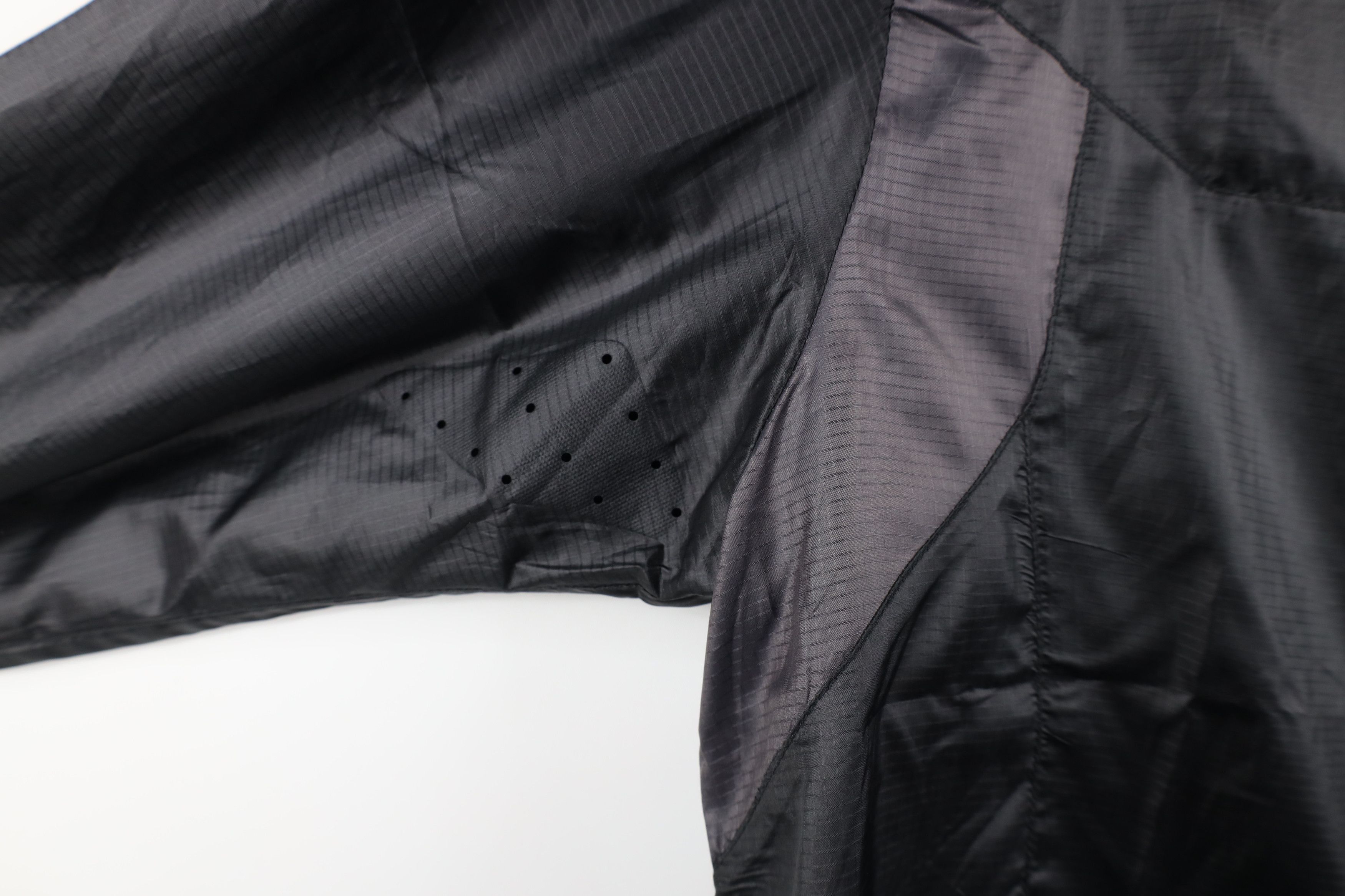 Vintage Sugoi Running Rain Super Lightweight Windbreaker Jacket Size L / US 10 / IT 46 - 7 Thumbnail