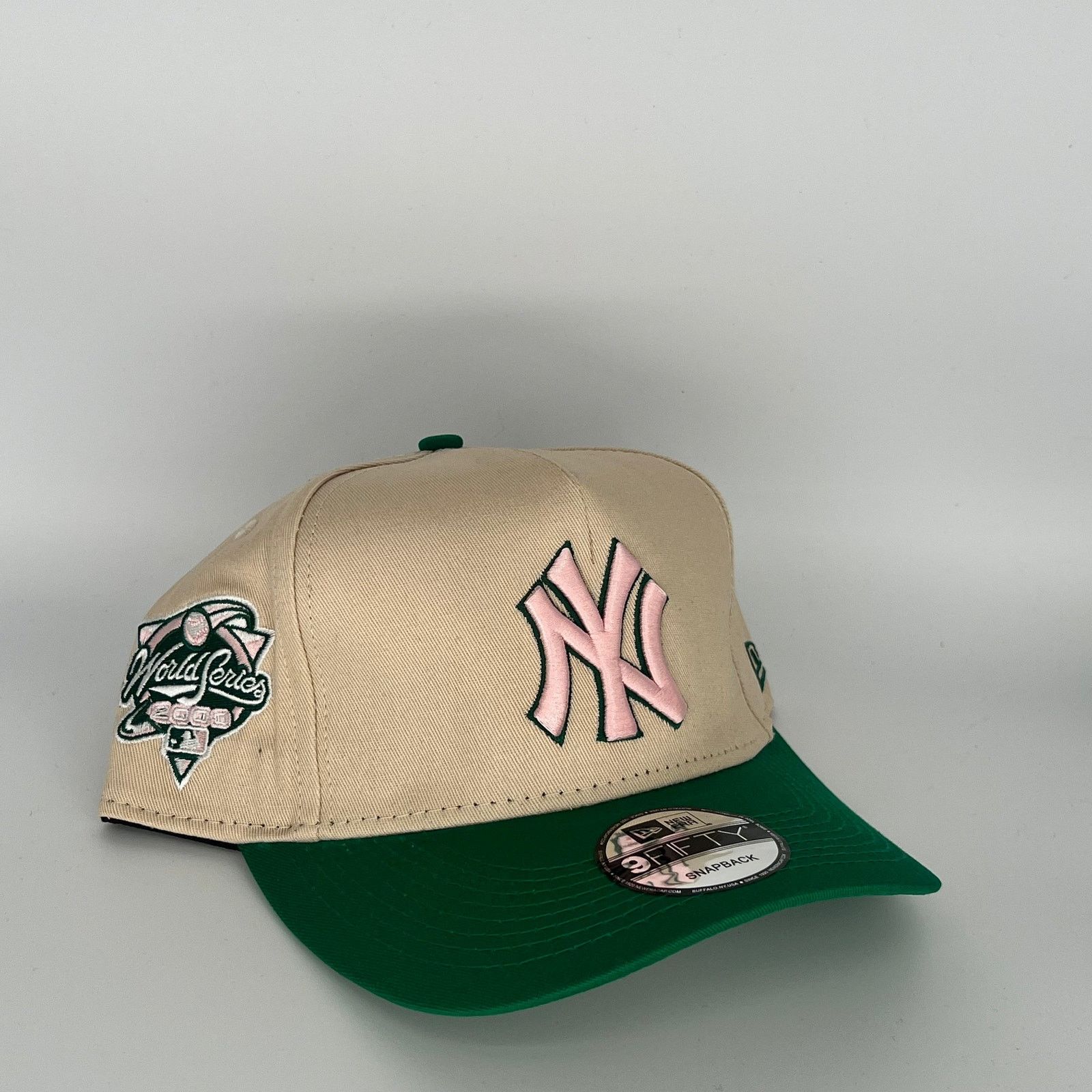New Era Khaki Green New York Yankees 2000 World Series New Era MLB Size ONE SIZE - 1 Thumbnail