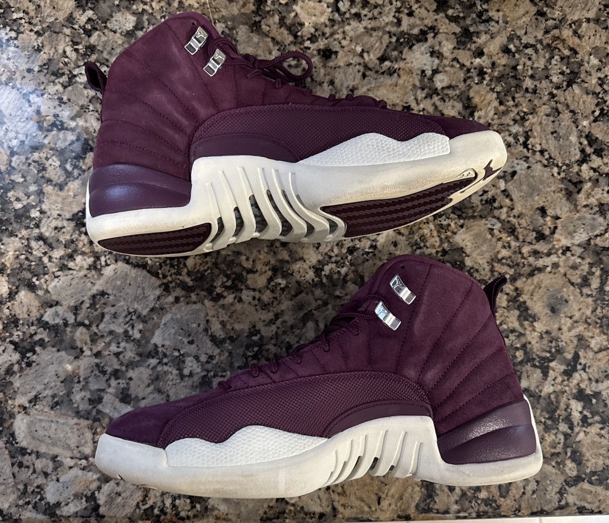 Jordan Brand Air Jordan 12 Retro ‘Bordeaux’ Size US 10 / EU 43 - 3 Thumbnail