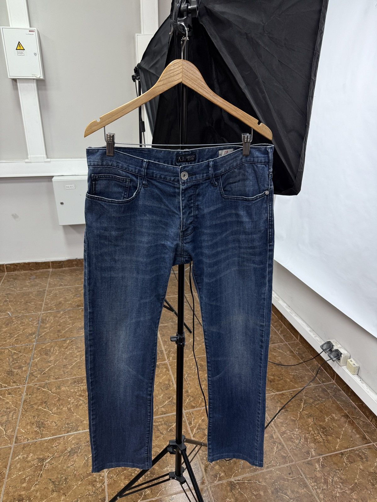 Armani 🇺🇸 Vintage 90s Armani Jeans J02 Extra Slim Fit Comfort Fabric Size US 34 / EU 50 - 2 Thumbnail