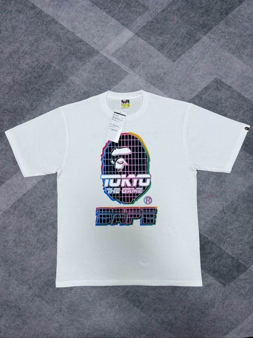 Bape A BATHING APE Tokyo Graphic T-Shirt Size XL Size US XL / EU 56 / 4 - 1 Thumbnail