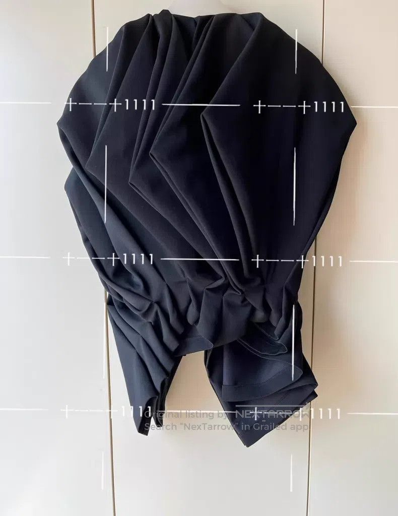 Comme des Garcons Comme Des Garcons Folding modeling three-dimensional short Size S / US 4 / IT 40 - 5 Thumbnail