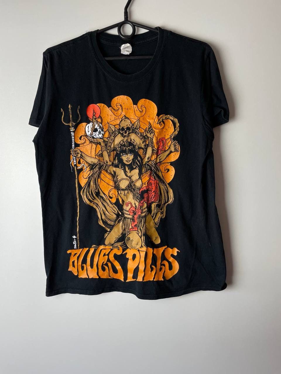 Vintage Blues Pills vintage t-shirts size M Size US M / EU 48-50 / 2 - 1 Thumbnail