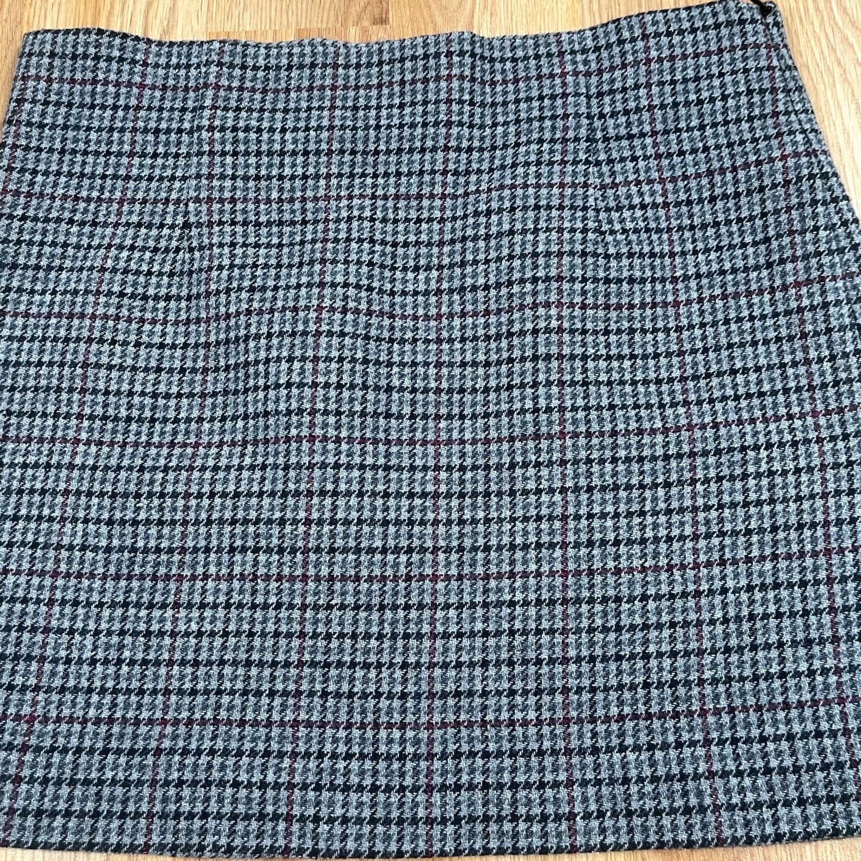 Zara Zara Skirt Women's Size S Small Wool Blend Short Above Knee Length Pencil Gray Size 28" / US 6 / IT 42 - 2 Thumbnail