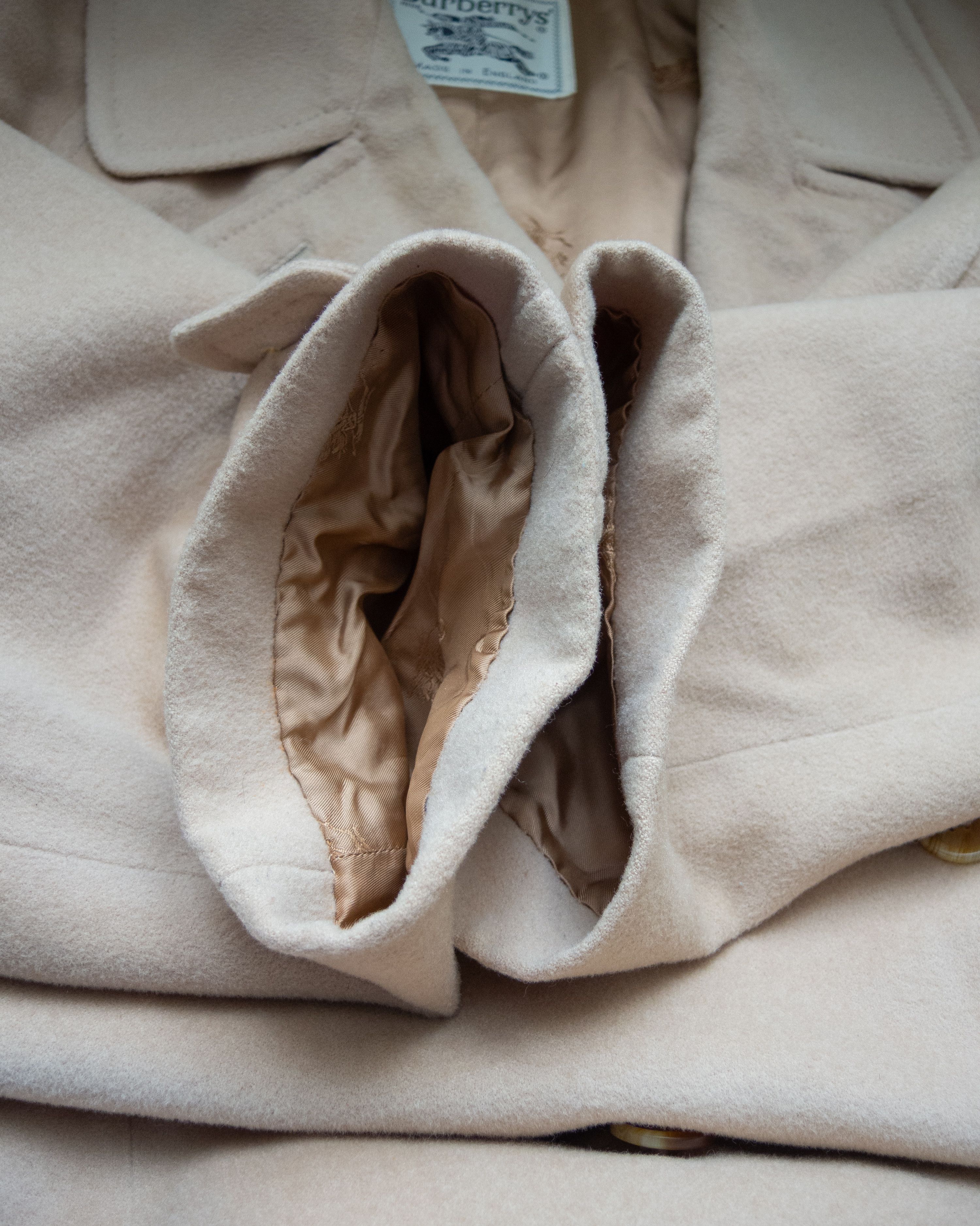 Burberry Burberry’s vintage double breasted wool coat Size L / US 10 / IT 46 - 16 Thumbnail