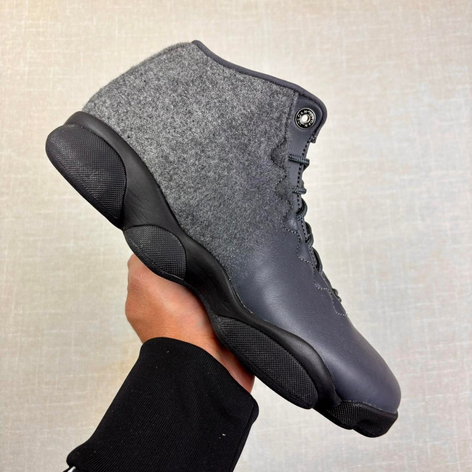 Jordan Brand 👽 2016 Jordan Horizon Low Premium "Dark Grey" 8.5M Size US 8.5 / EU 41-42 - 1 Thumbnail