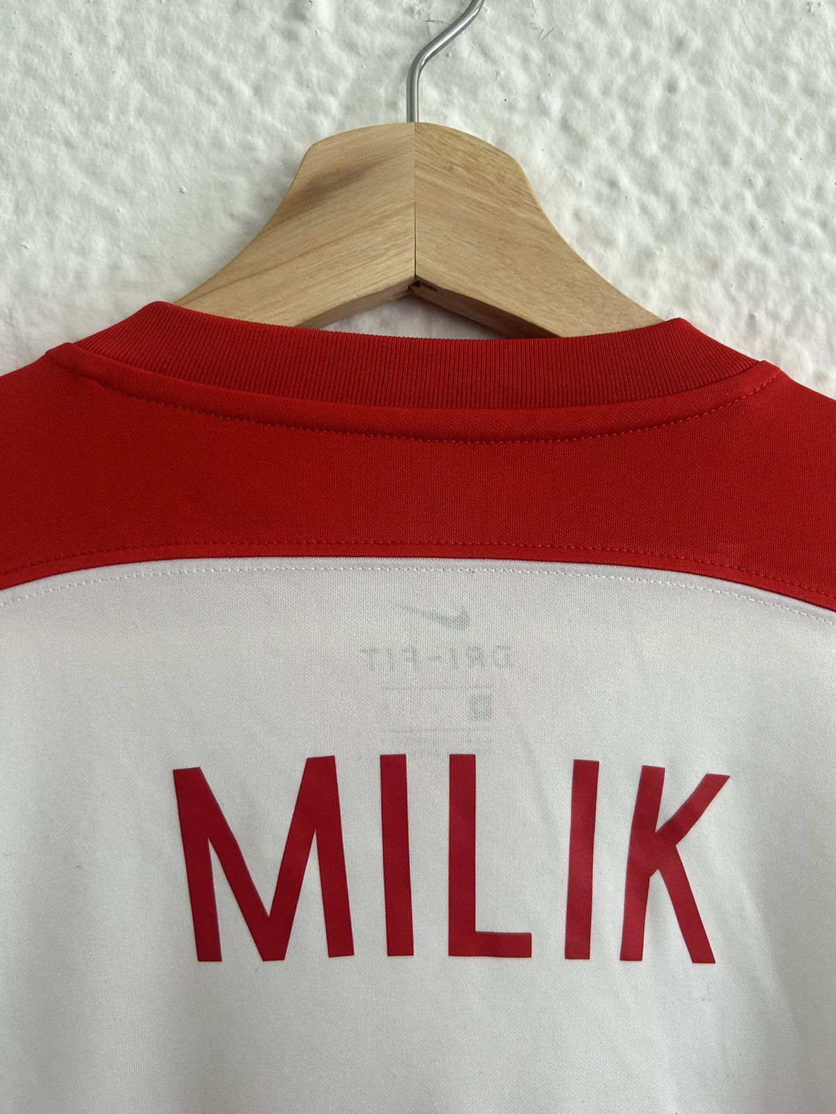 Nike Arkadiusz Milik Nike Poland Home Kit Size US M / EU 48-50 / 2 - 3 Thumbnail