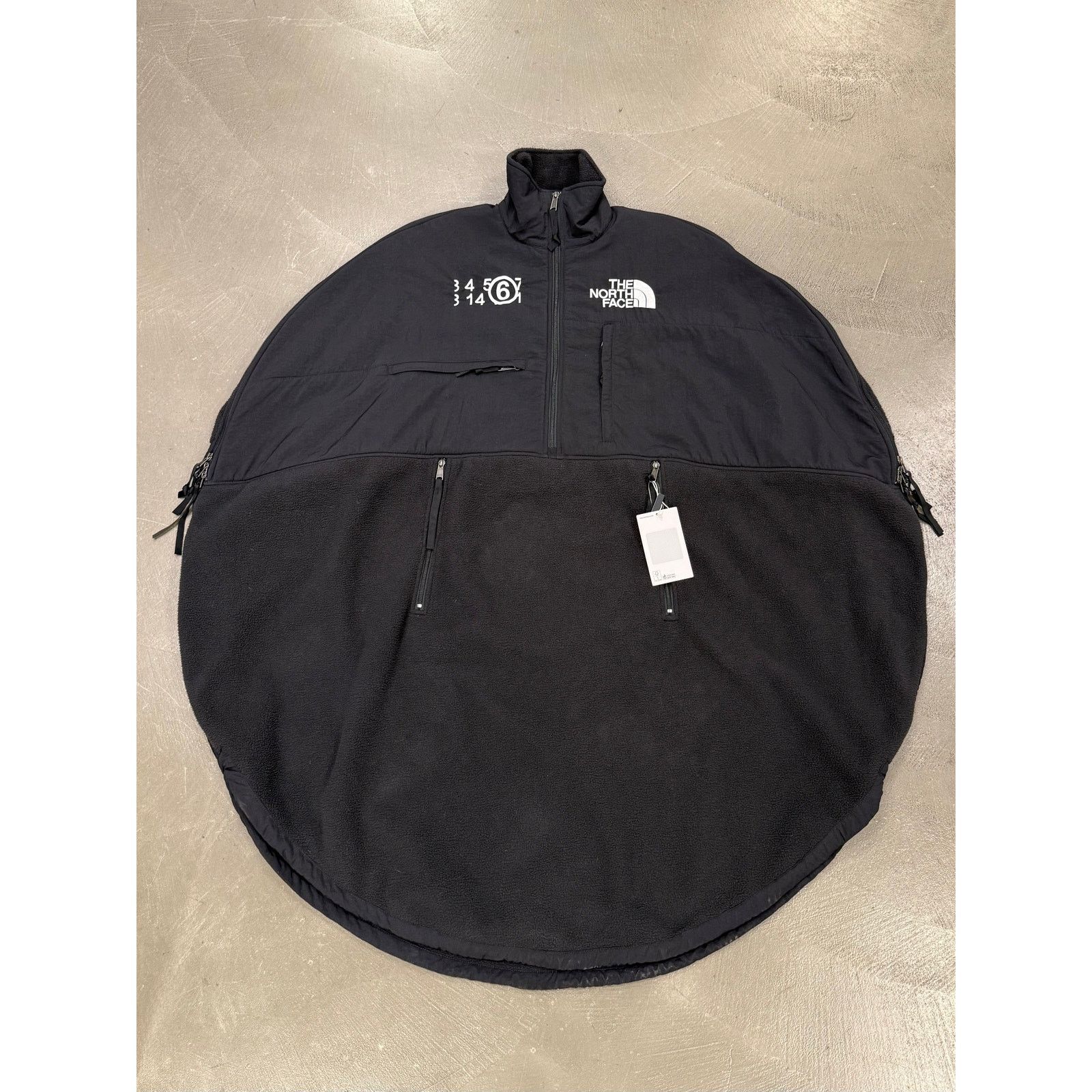 Maison Margiela 2018 Margiela x The North Face runway circular vest jacket Size US S / EU 44-46 / 1 - 1 Thumbnail